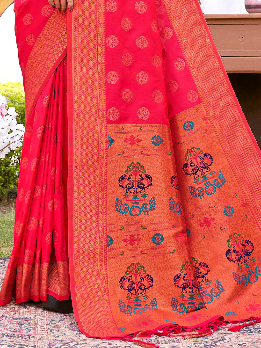 Women's Magenta BANARASI SILK Woven Zari Work Traditional Tassle Saree - Sangam Prints