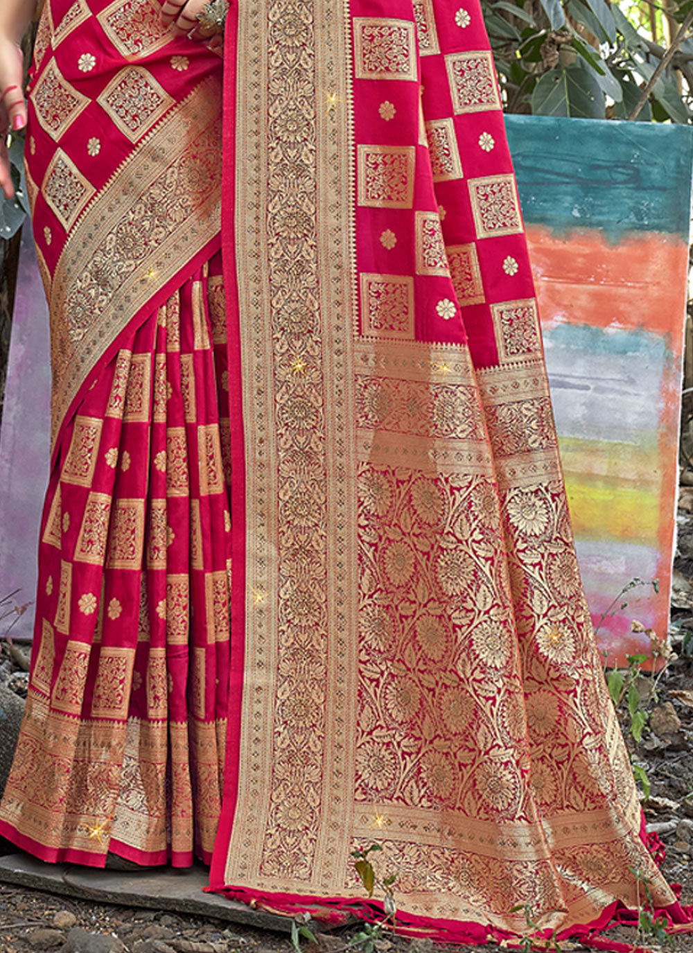 Women's Magenta Banarasi Silk Siroski Stone Work Traditional Tassle Saree - Sangam Prints