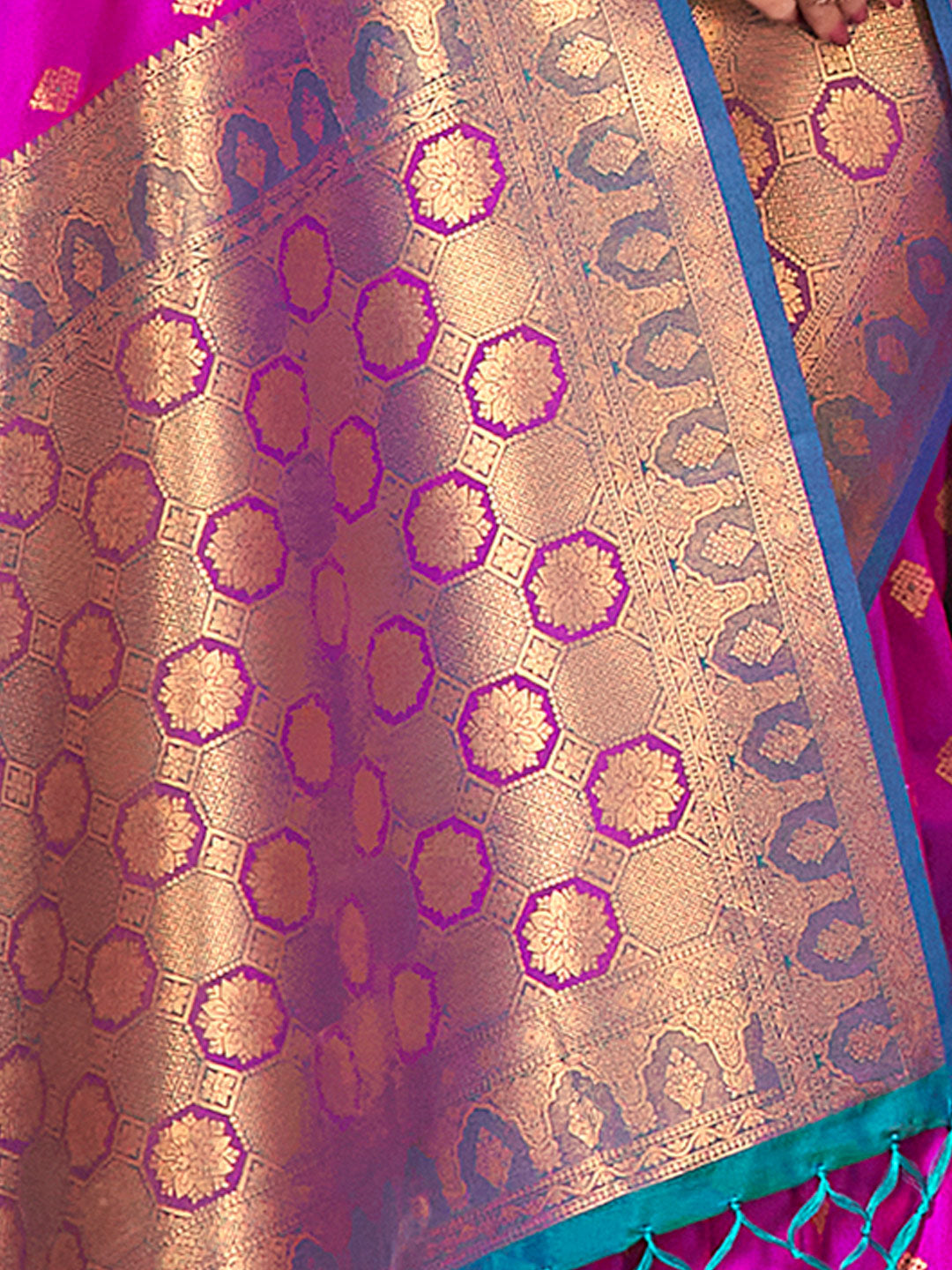 Women's Magenta Banarasi Silk Woven Work Traditional Tassle Saree - Sangam Prints