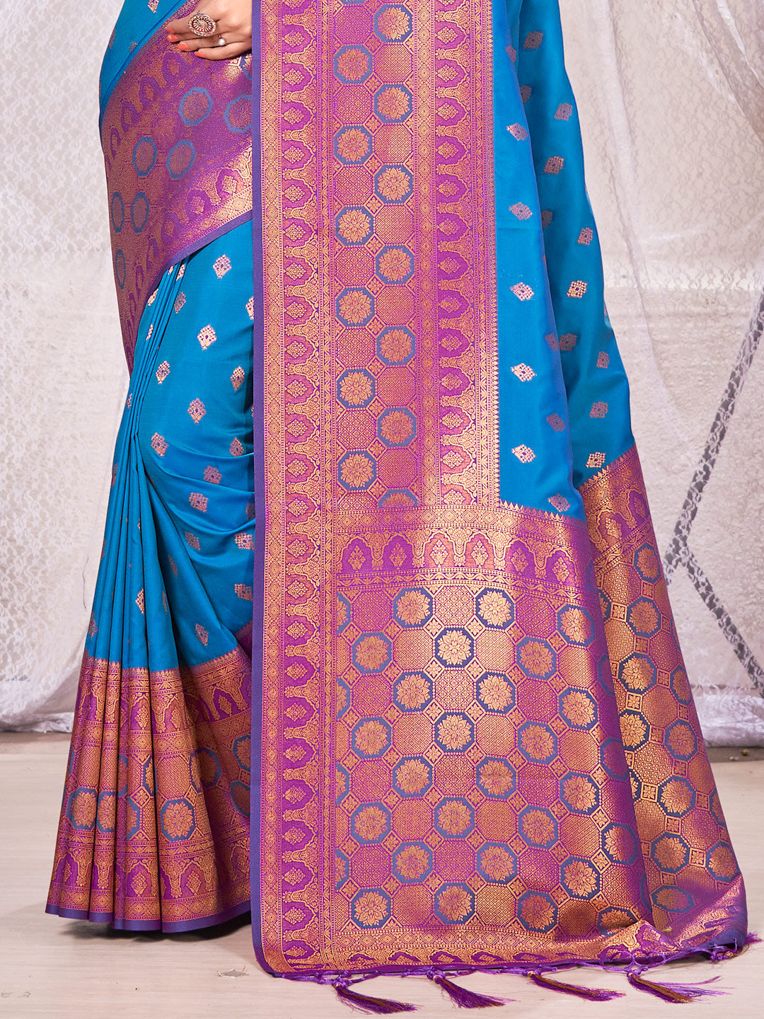 Women's Sky Blue Banarasi Silk Woven Work Traditional Tassle Saree - Sangam Prints