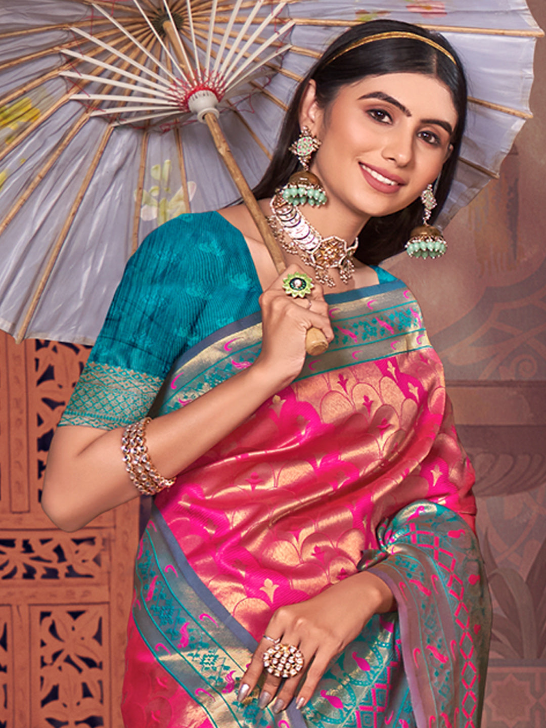 Women's Pink KanJivaram Silk Woven Work Traditional Tassle Saree