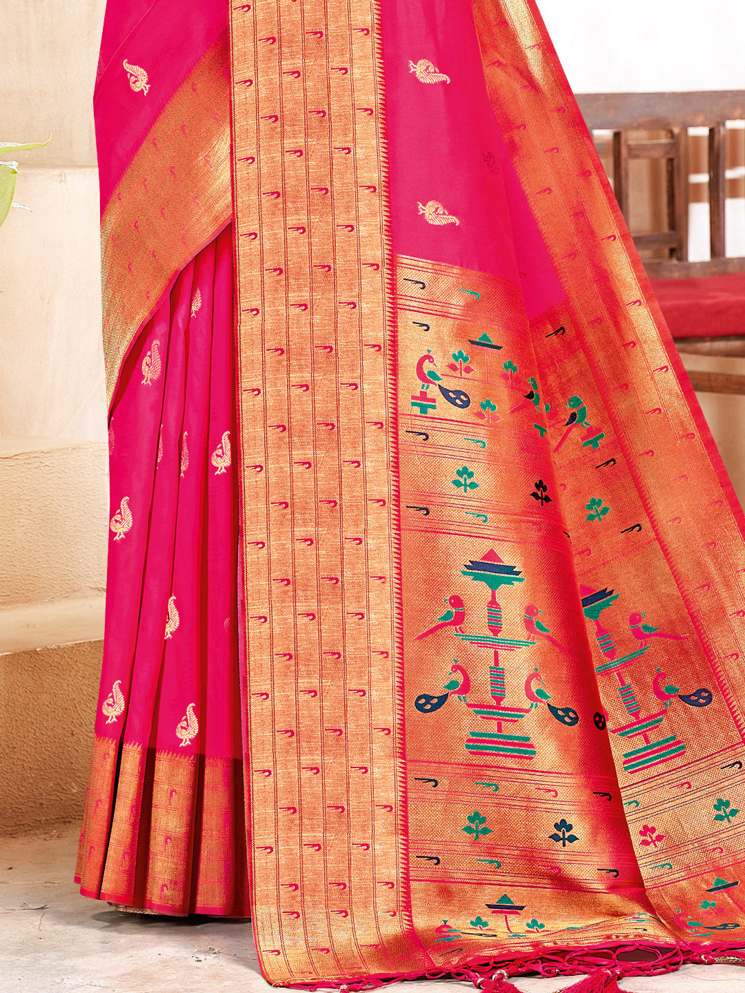 Women's Pink PAITHANI SILK Woven Work Traditional Tassle Saree - Sangam Prints