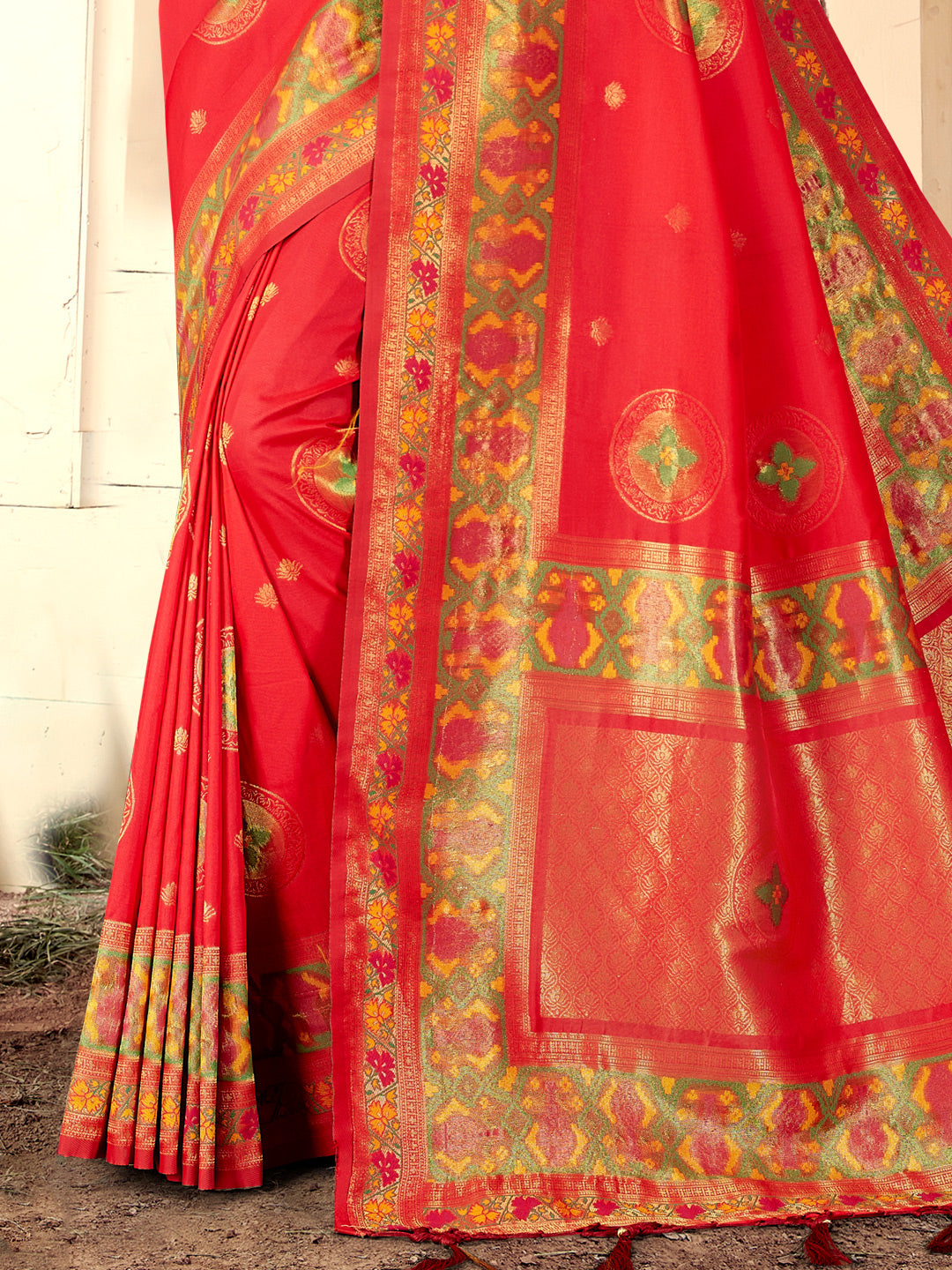 Women's Red SILK  Woven Zari Work Traditional Tassle Saree - Sangam Prints