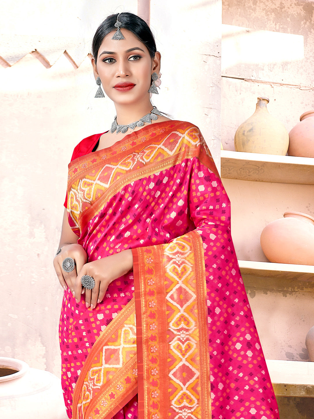 Women's Pink SILK  Woven Zari Work Traditional Tassle Saree