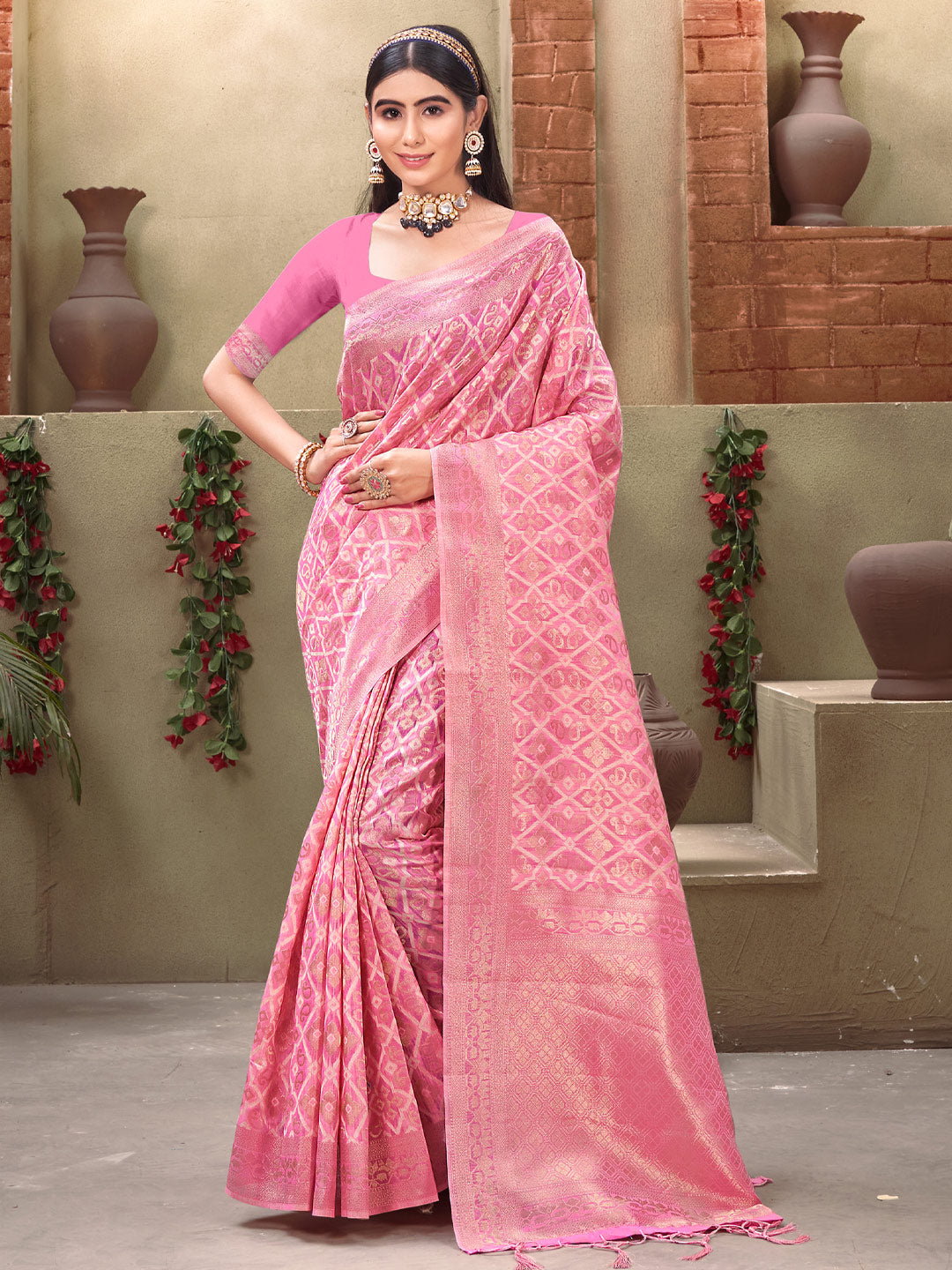 Women's Pink Cotton Woven Work Traditional Tassle Saree