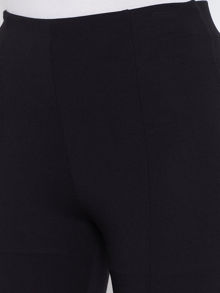 Women's Black Regular Fit Jeggings
