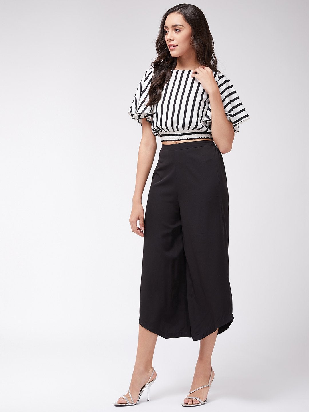 Women's Monocromatic Stripes Crop Top With Solid Pants - Pannkh
