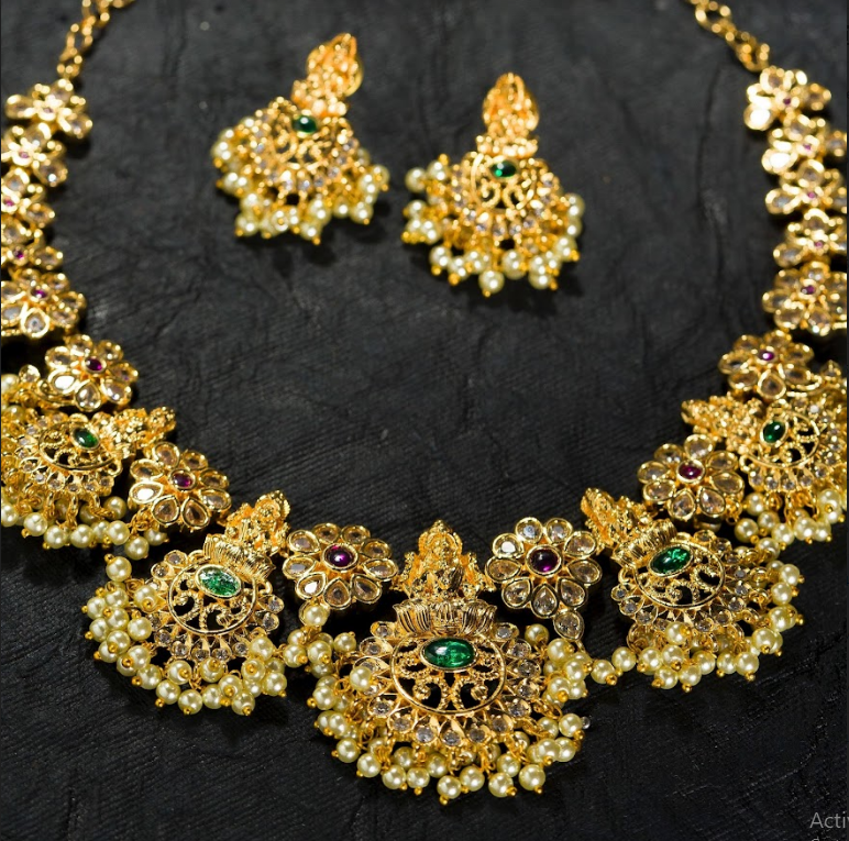 Women's Necklace Set Gold Plated  - Alankara