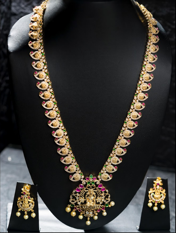 Women's Necklace Set Gold Plated  - Alankara