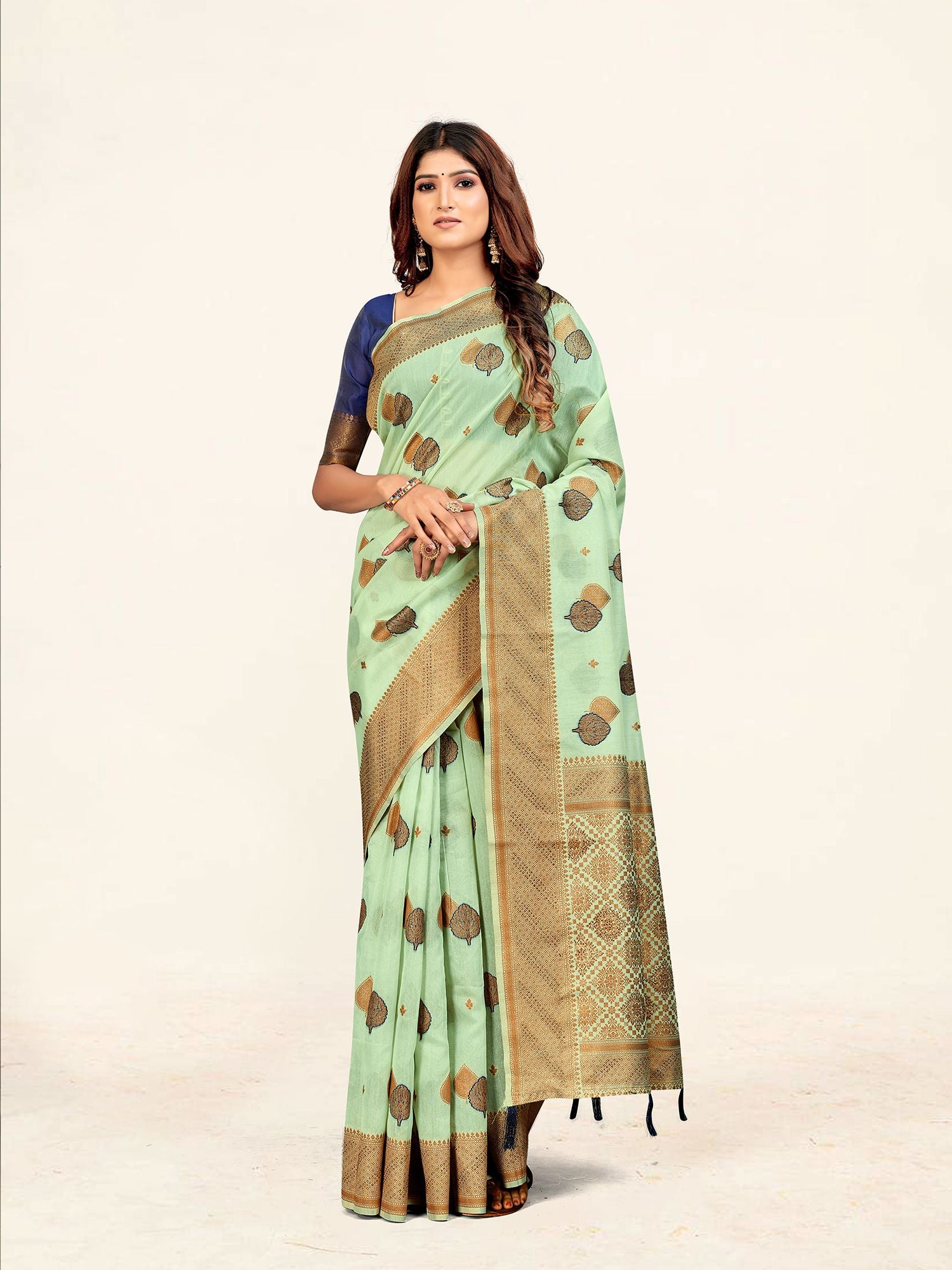 Women's Sea Green Color Stylish Saree With Blouse Set - Sweet Smile