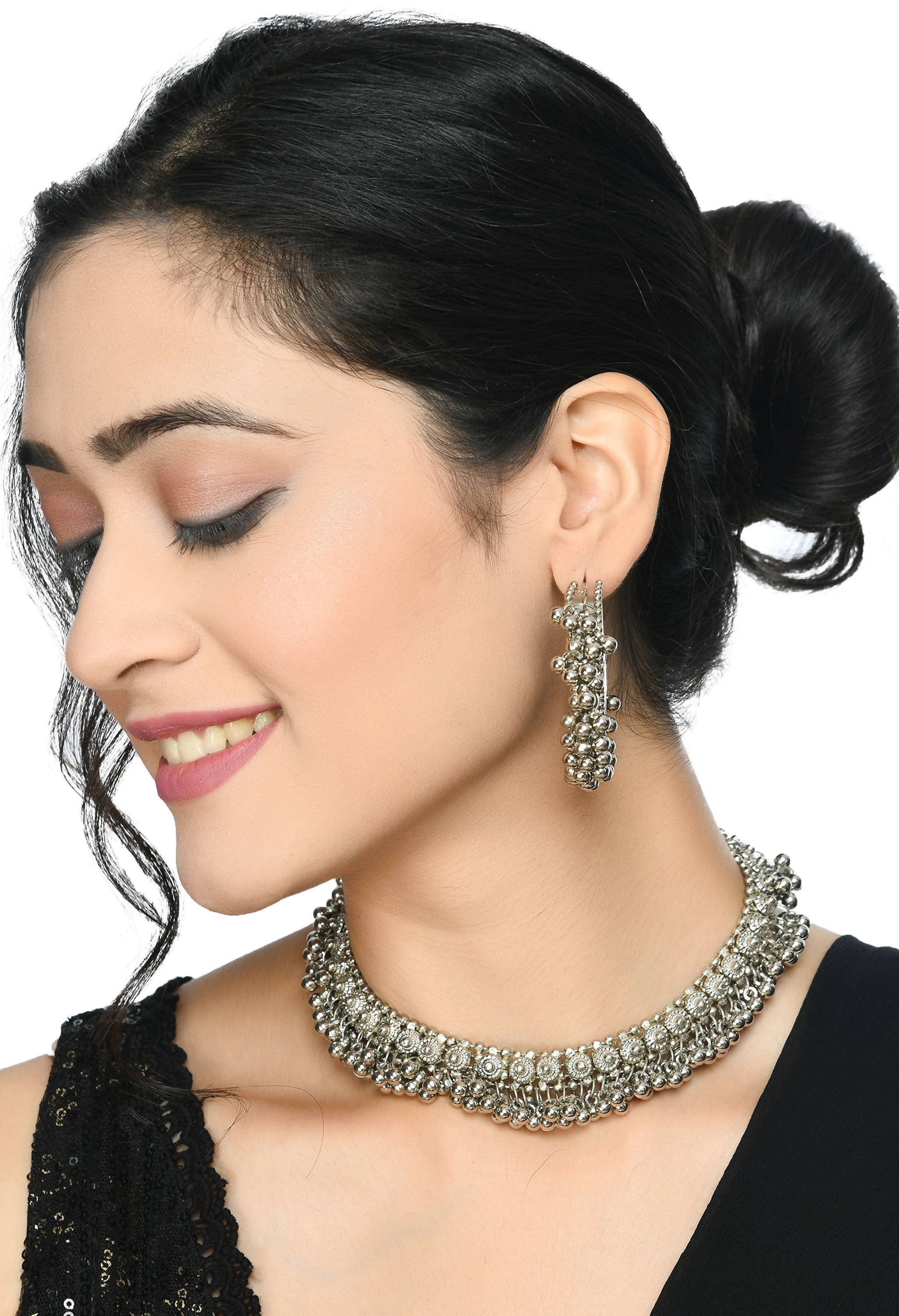 Trendia Silver-Plated Choker Necklace with Ear