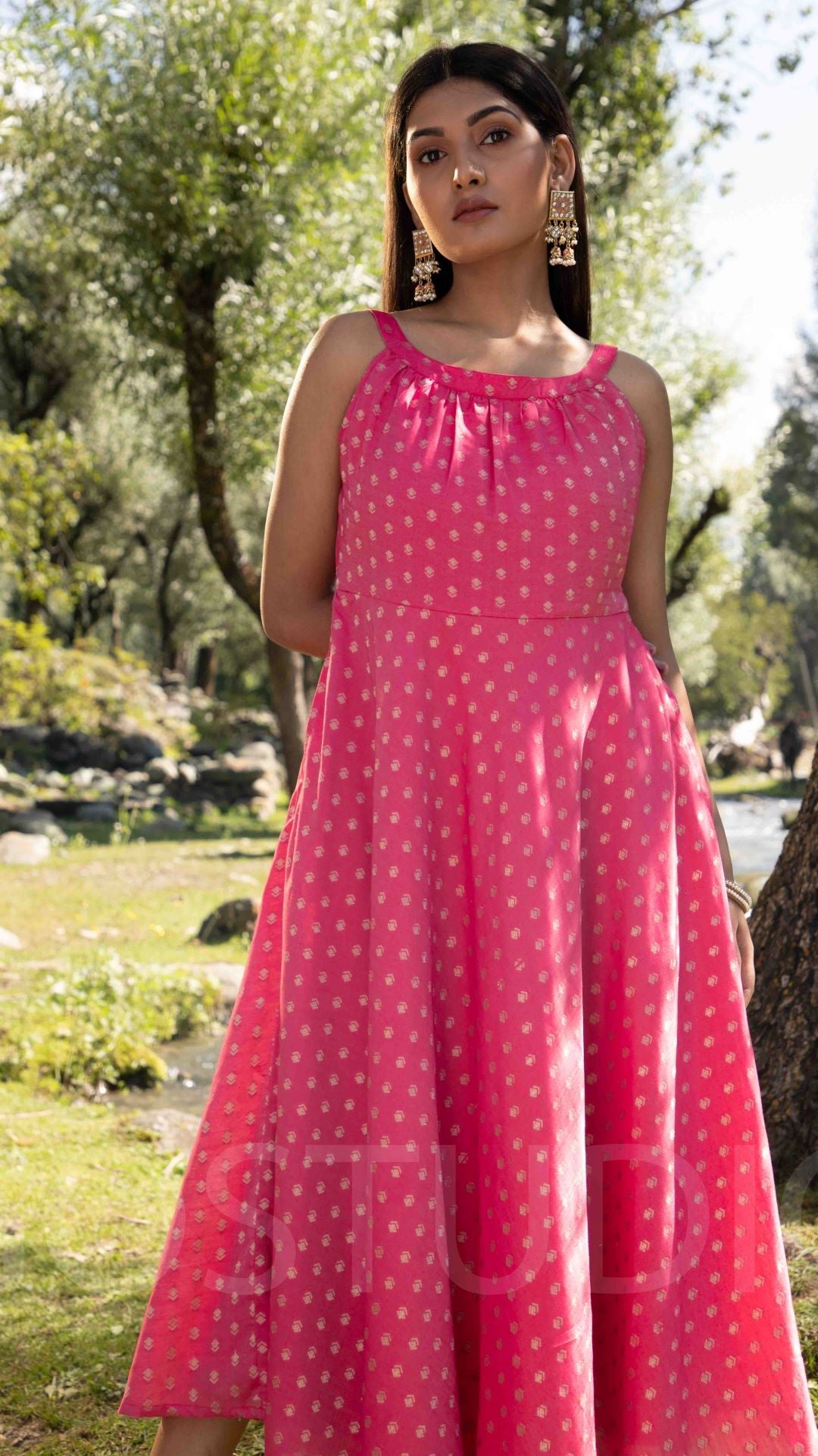 Women's Pink Woven Designed Halter Neck Dress - Aks