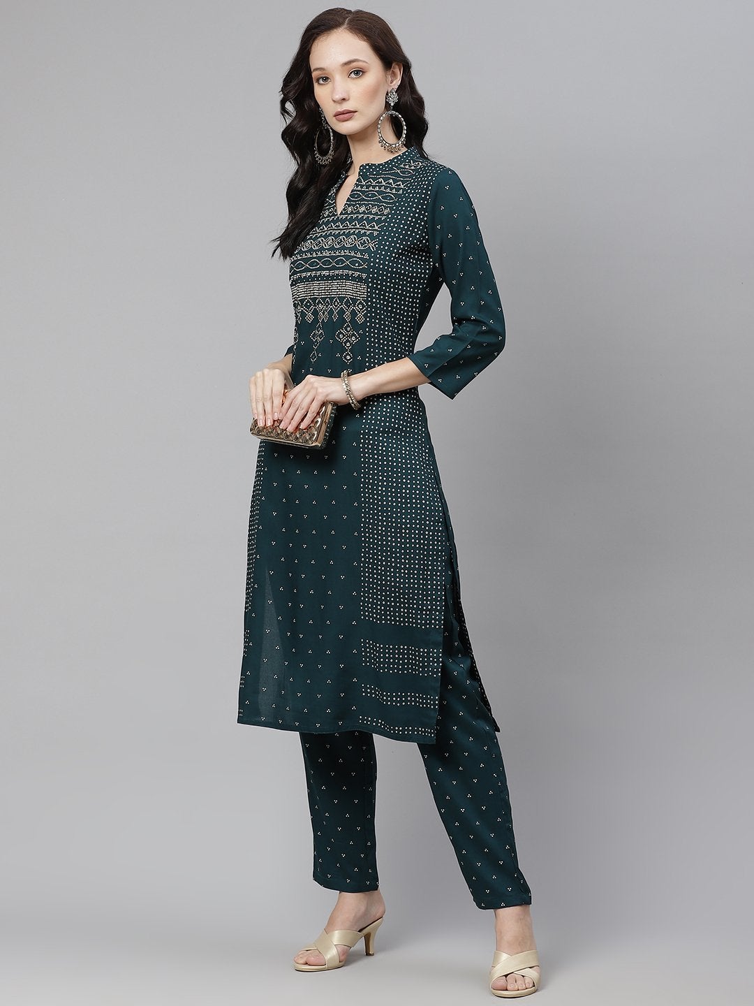 Women's Dark Green Bandhej printed Rayon kurta with pants - Divena