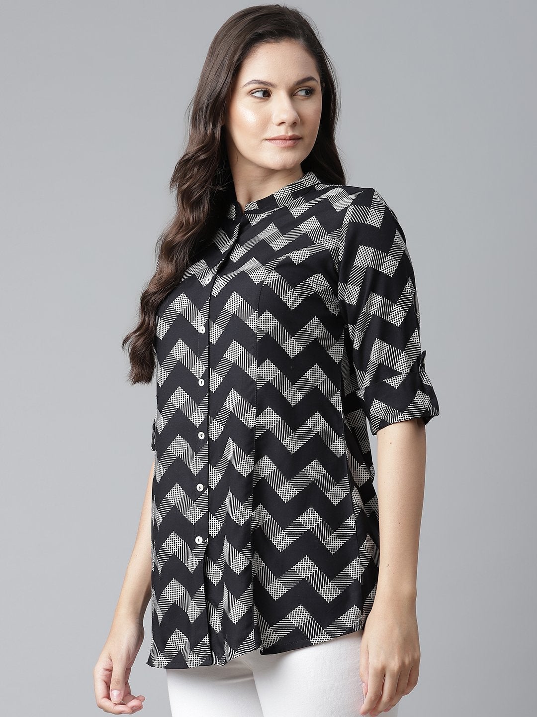 Women's Black Rayon Zigzag Print Top  - Wahenoor
