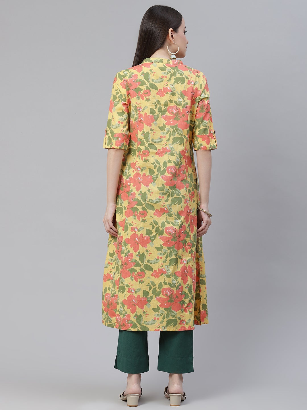 Women's Floral Print Yellow Cotton Flex Kurta - Wahenoor