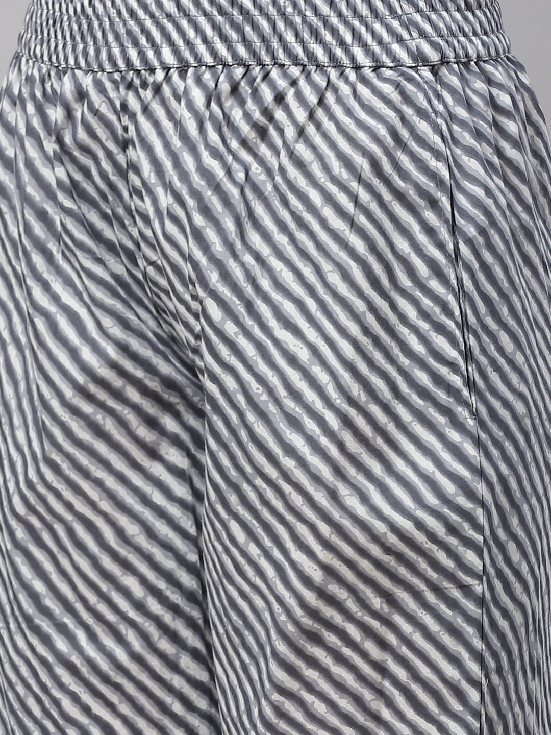Women's Grey Cotton Straight Kurta Pant Set With Dupatta - Noz2Toz