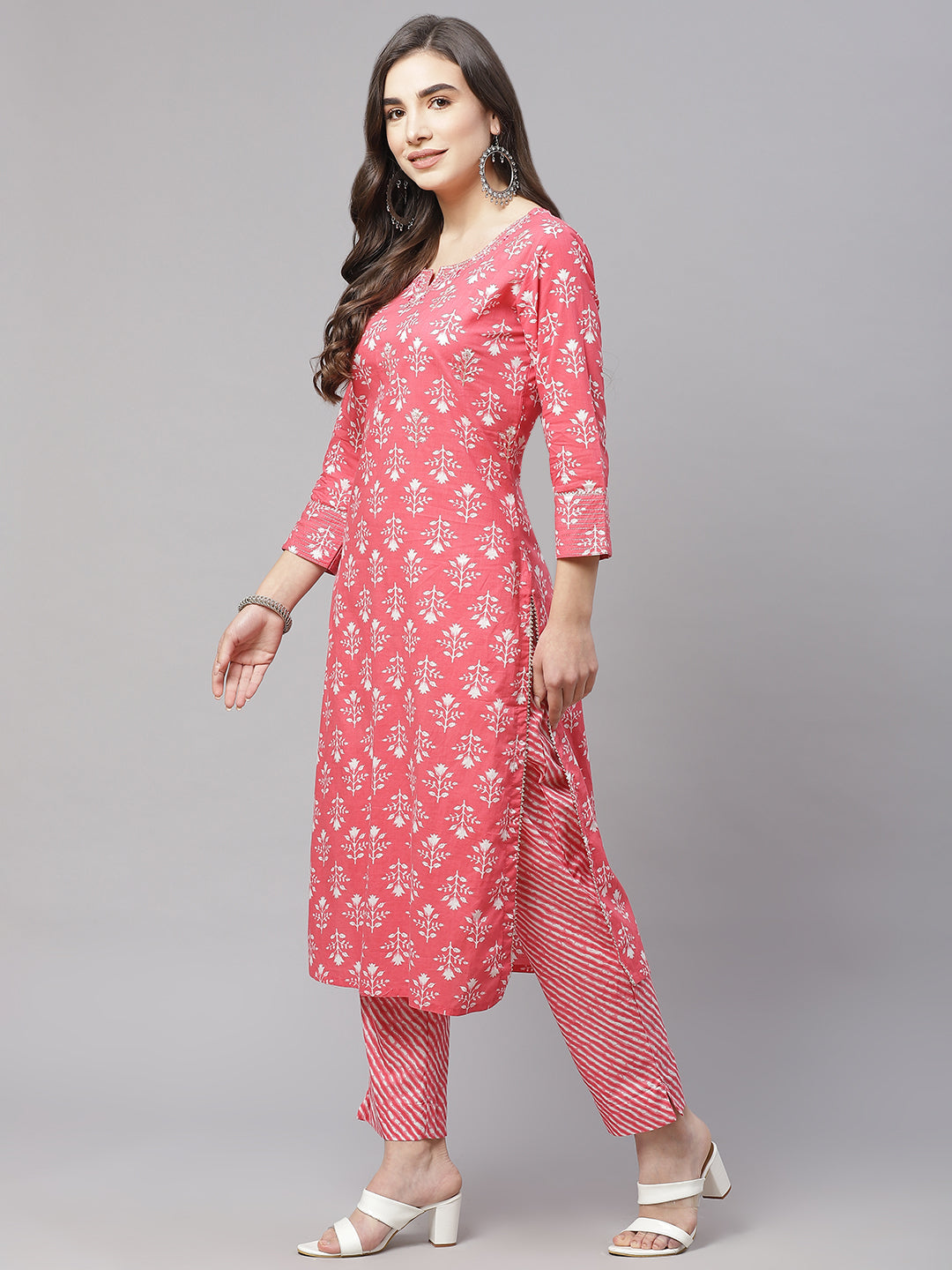 Women's Pink Cotton Straight Kurta Pant Set With Dupatta - Wahenoor