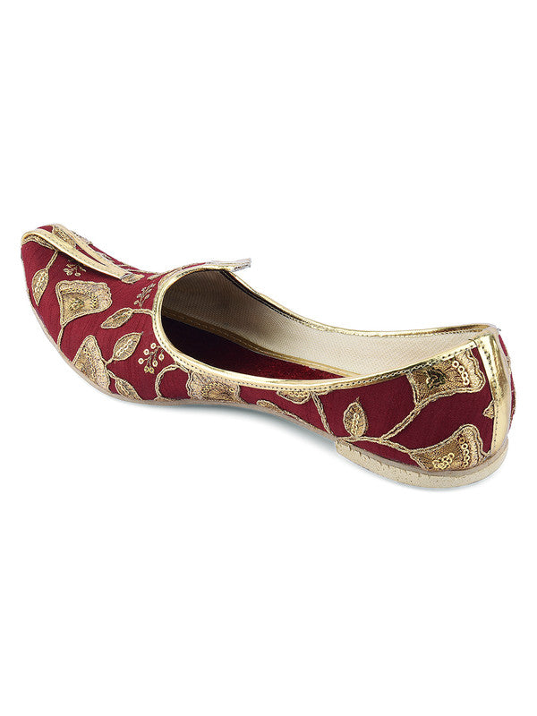 Men's Indian Ethnic Party Wear Beige Embroidered Footwear - Desi Colour