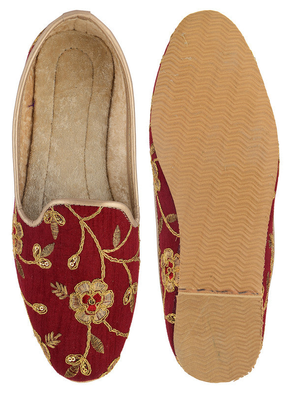 Men's Indian Ethnic Party Wear Embroidered Maroon Footwear - Desi Colour
