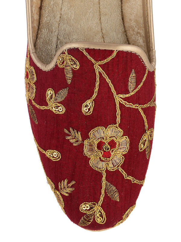 Men's Indian Ethnic Party Wear Embroidered Maroon Footwear - Desi Colour