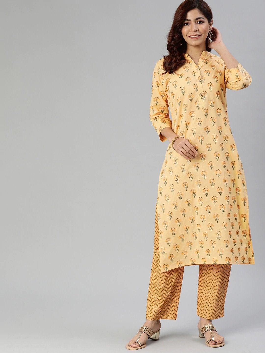 Women's Yellow Flower Print Cotton Kurta Set  - Wahenoor