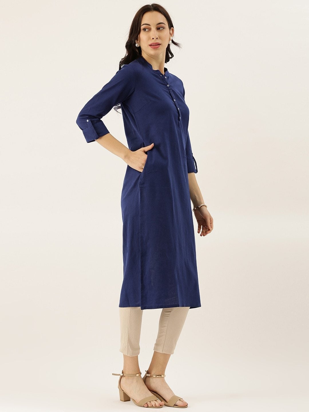Women's Blue Solid Straight Roll up Sleeve Kurti - Divena