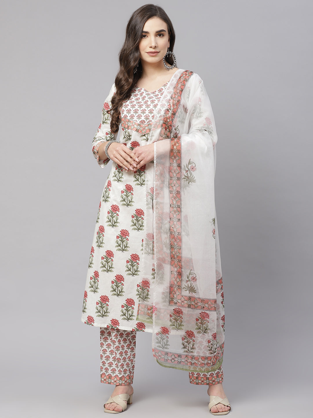 Women's White Floral Kurta Pant Set With Dupatt