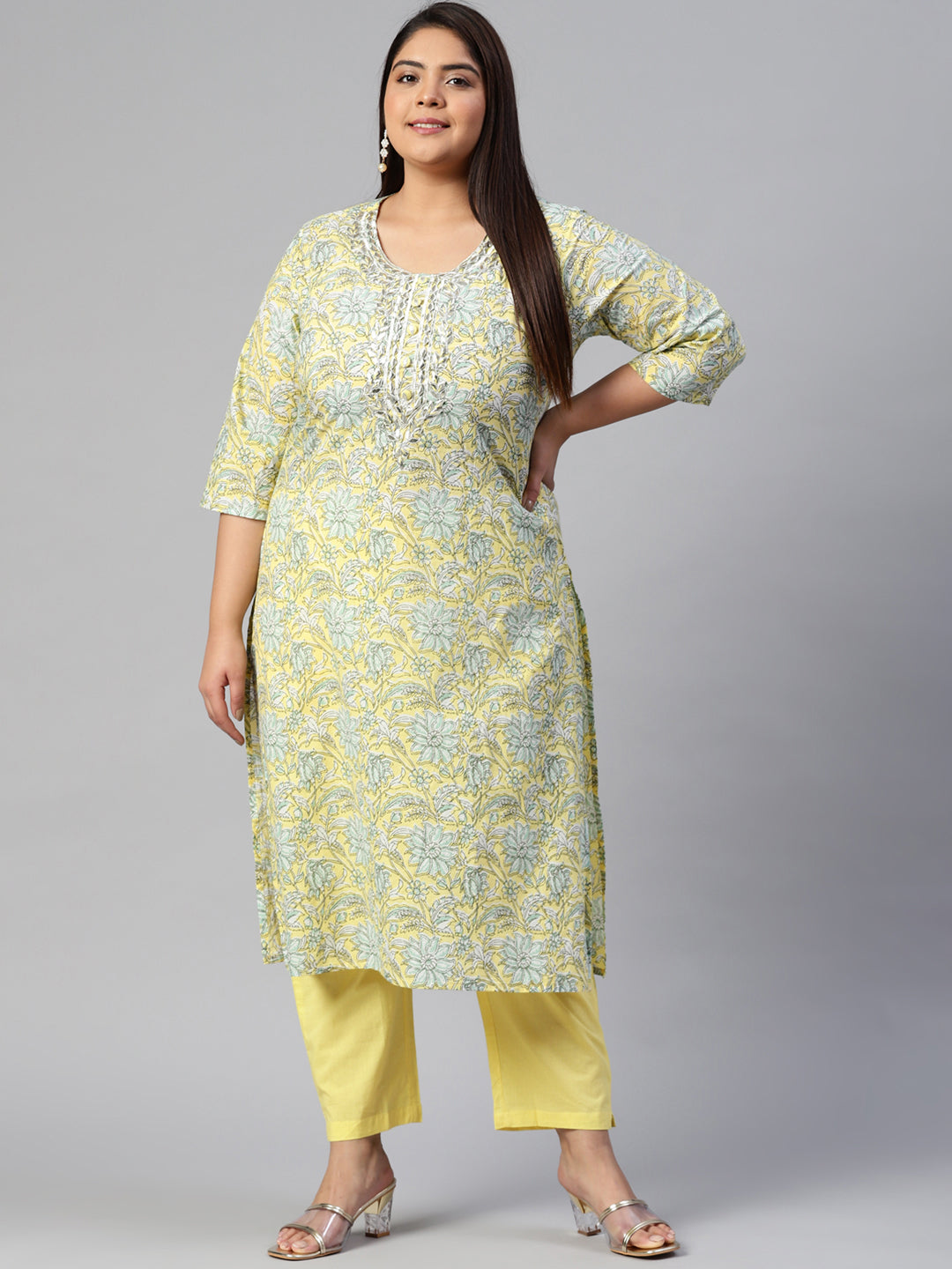 Women's Yellow Cotton Straight Kurta Pant Se