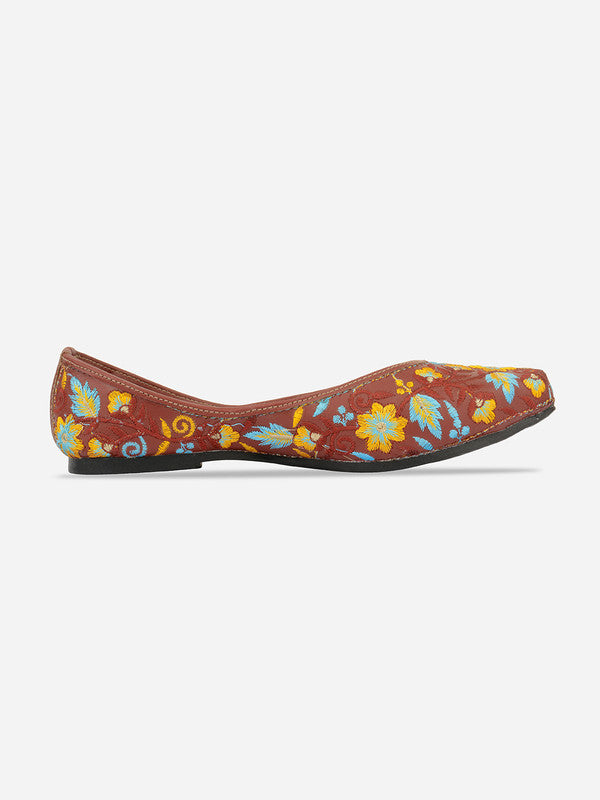Women's Maroon Florals Indian Ethnic Comfort Footwear - Desi Colour