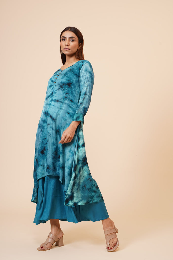 Women's Indian Tie N Dye Kurti With Wooden Button Placket And Cuff