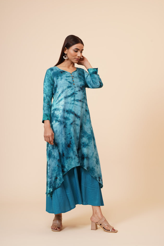 Women's Indian Tie N Dye Kurti With Wooden Button Placket And Cuff