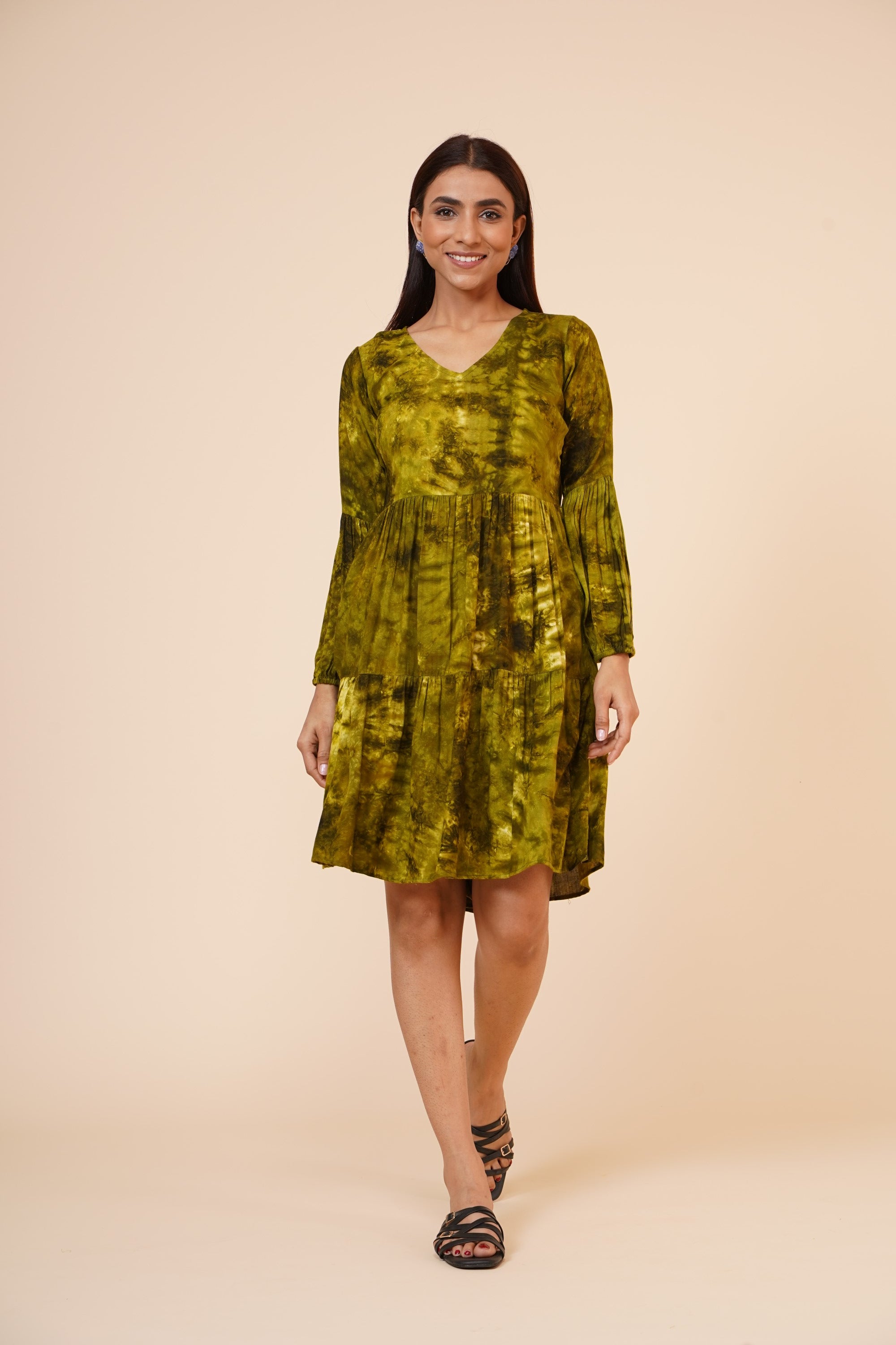 Women's Indian Tie N Dye Kurti With Balloon Sleeves In Green