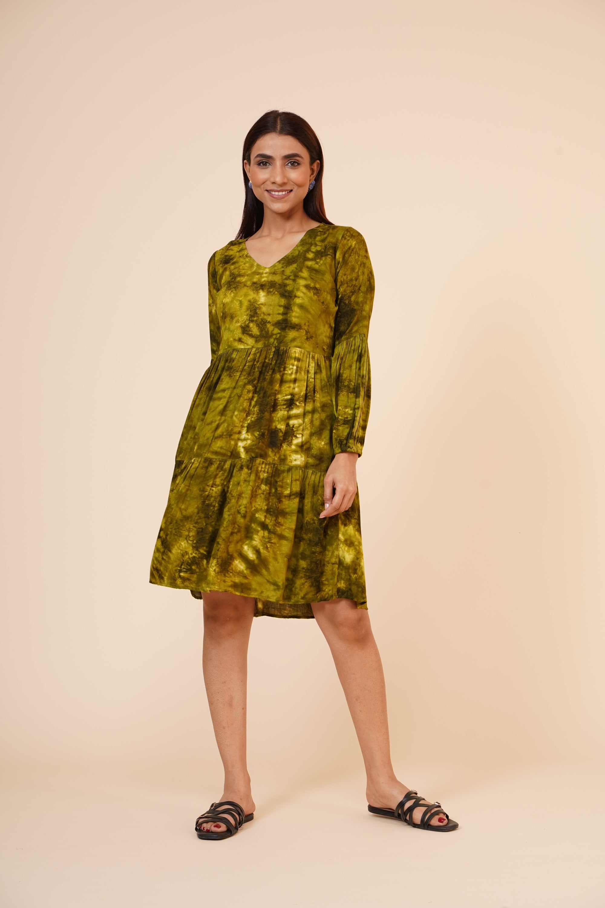 Women's Indian Tie N Dye Kurti With Balloon Sleeves In Green