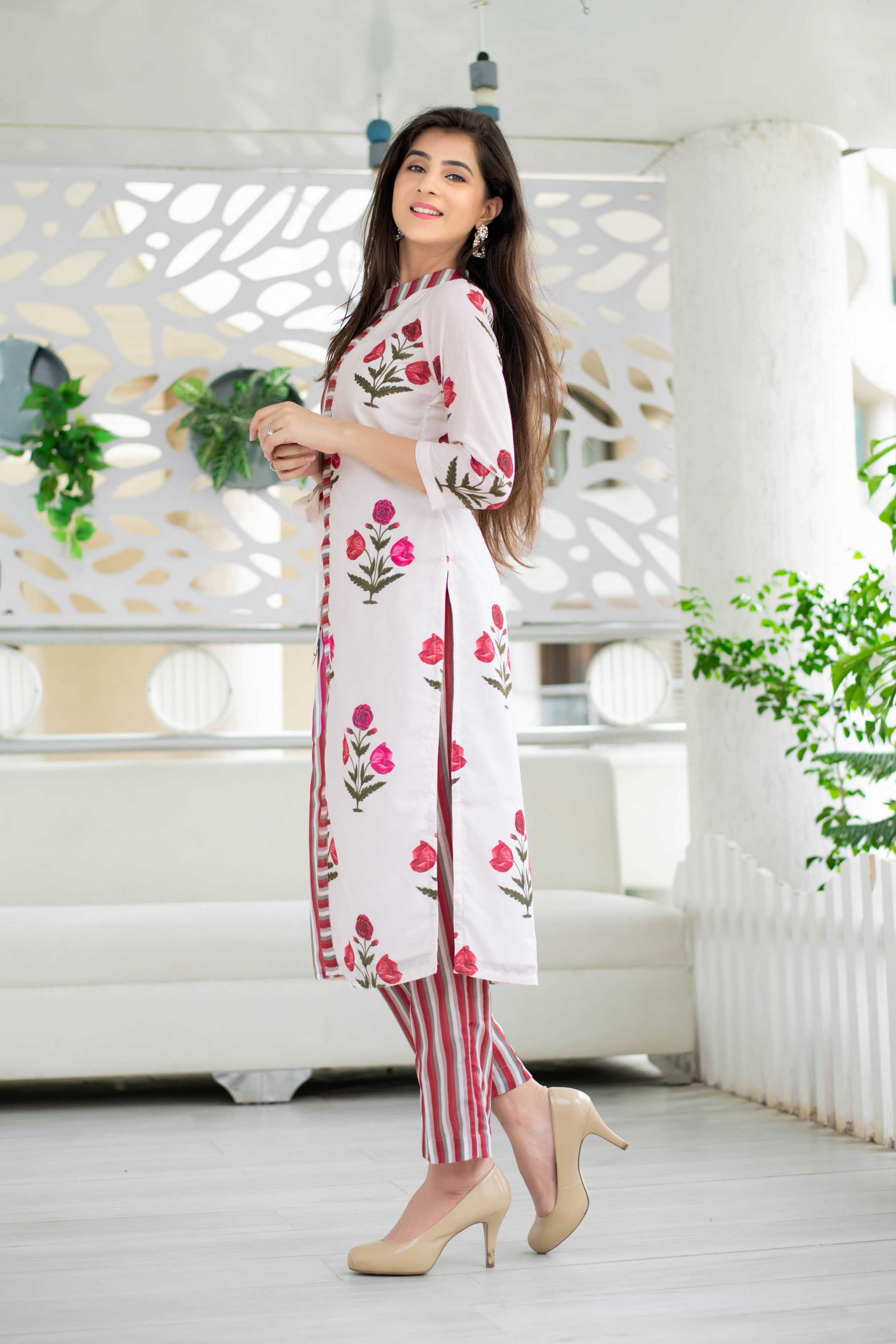 Women's Floral Stripped Kurta Set - Label Shaurya Sanadhya