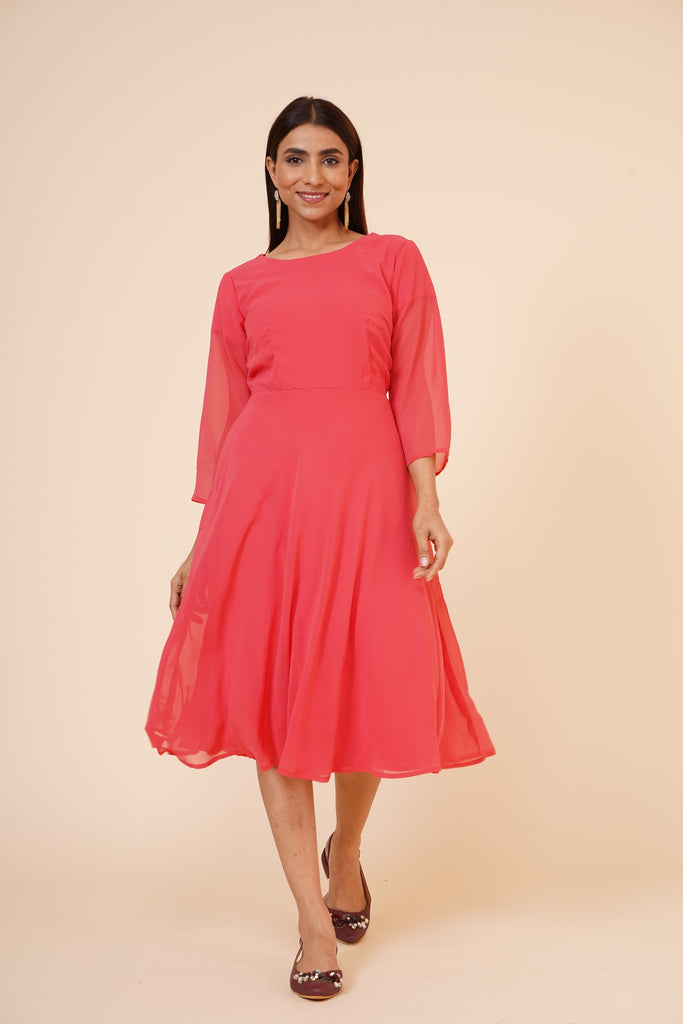 Women's Round Neck Georgette Party/ Casual Dress In Peach