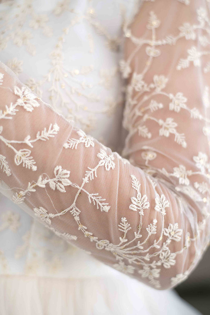 Women's Off White Ruffle Fit And Flare Short Dress (1pc)