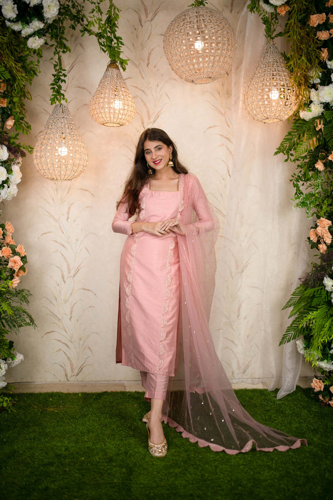 Women's Peach Lace Kurta Set