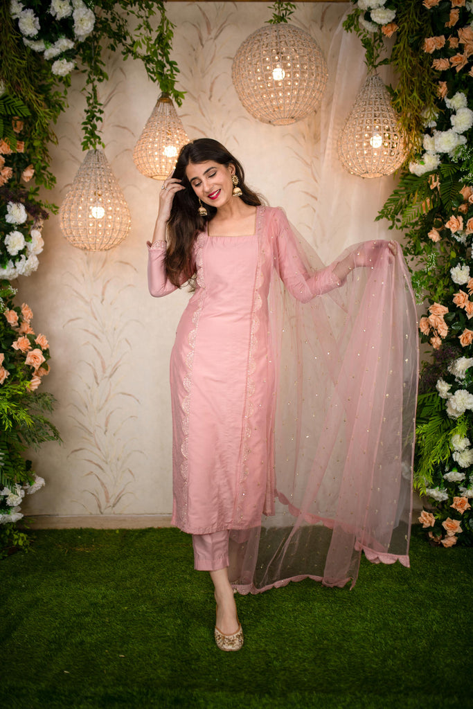 Women's Peach Lace Kurta Set
