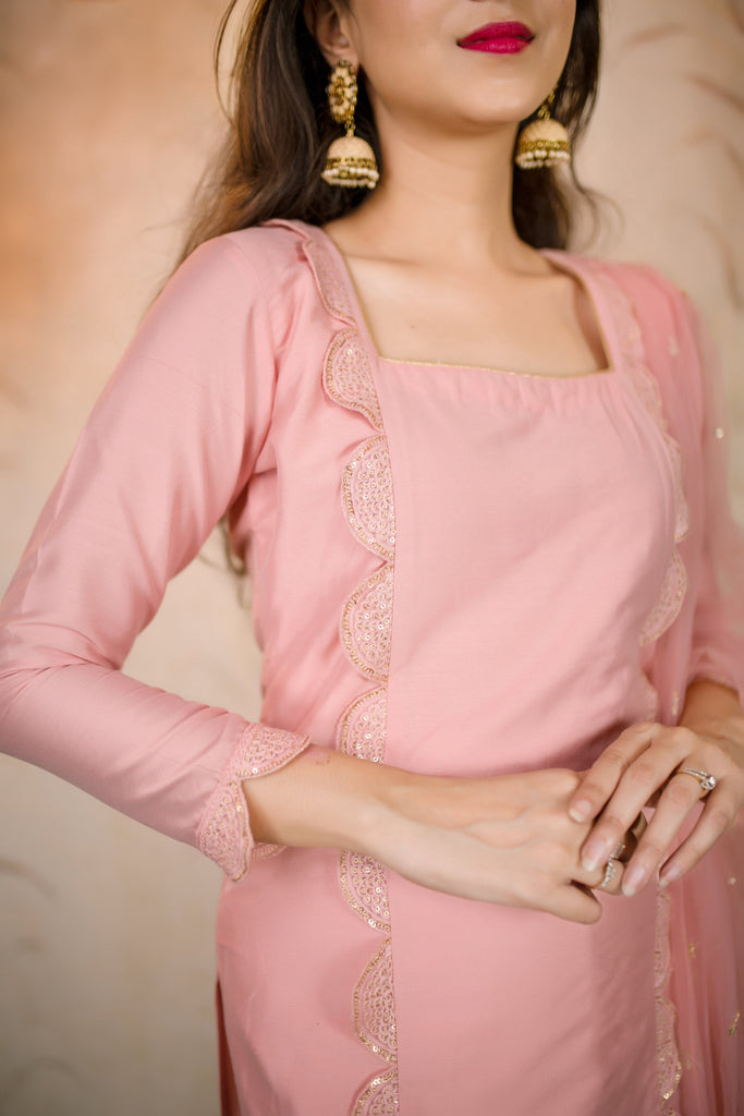 Women's Peach Lace Kurta Set