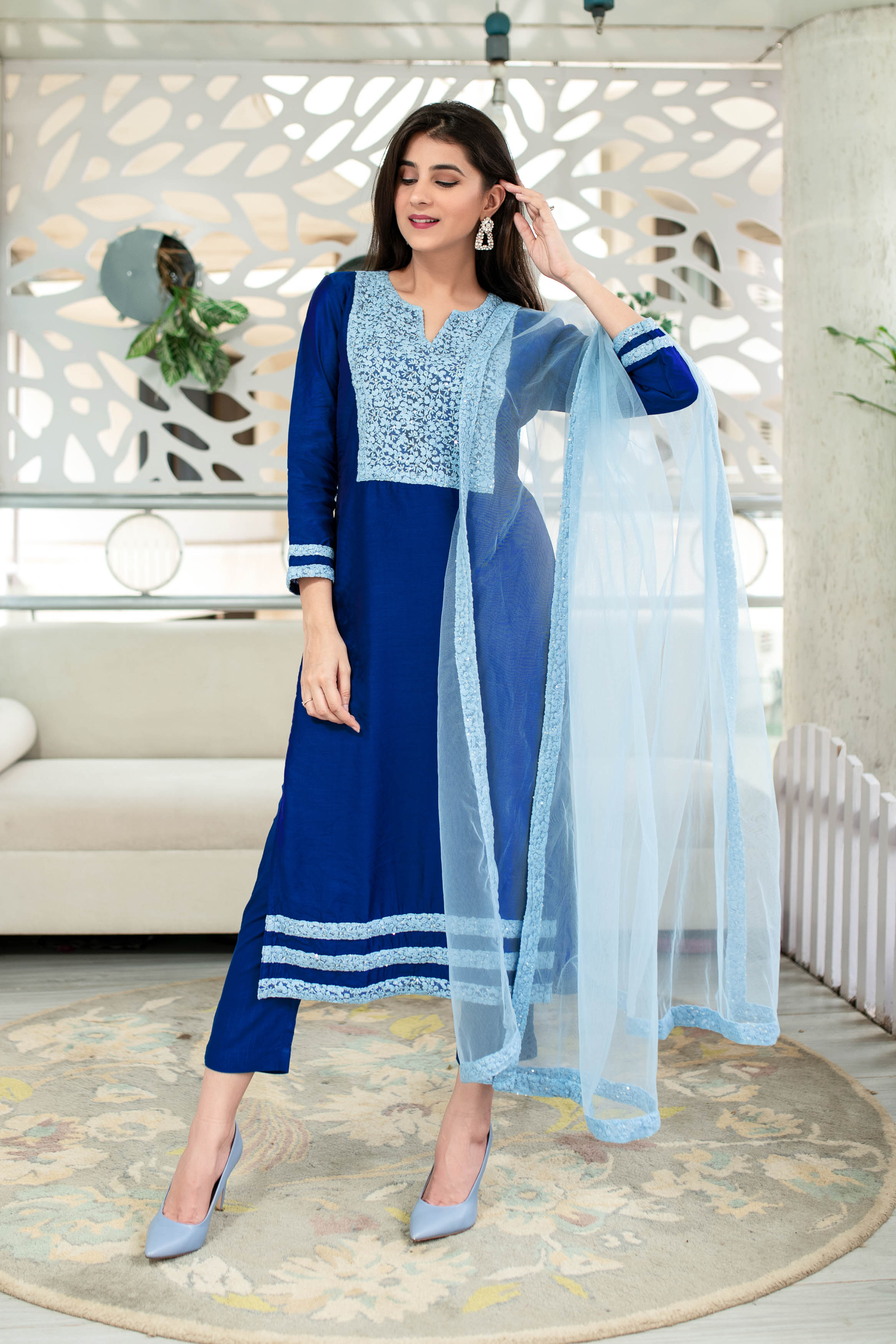 Women's Shades Of Blue Kurta Set (3pc Set)