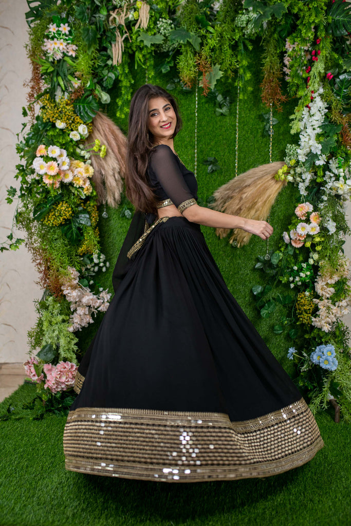 Women's Black And Golden Daman Lehenga