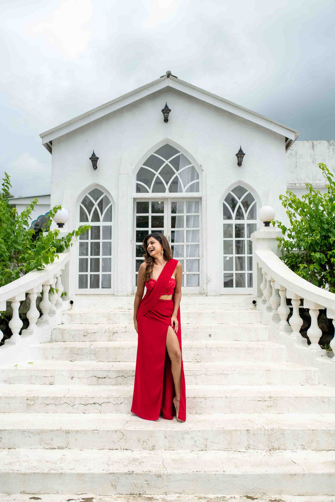 Women's Red Skirt Slit Saree