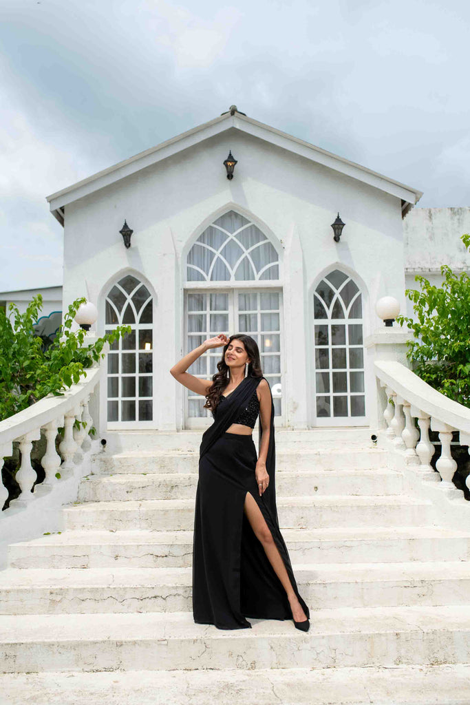 Women's Black Skirt Slit Saree