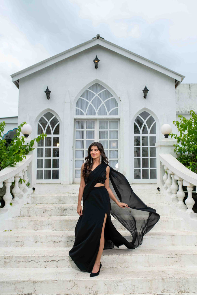 Women's Black Skirt Slit Saree