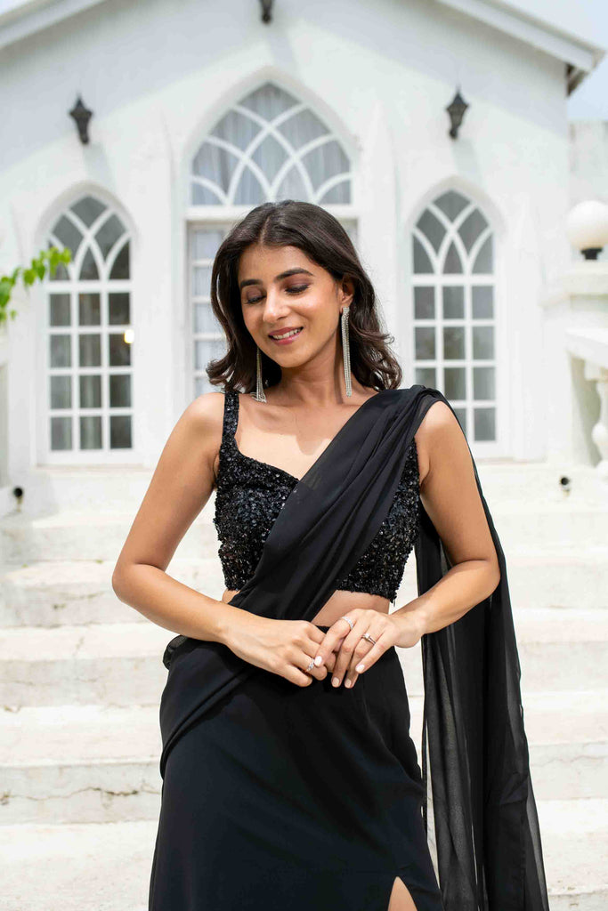 Women's Black Skirt Slit Saree