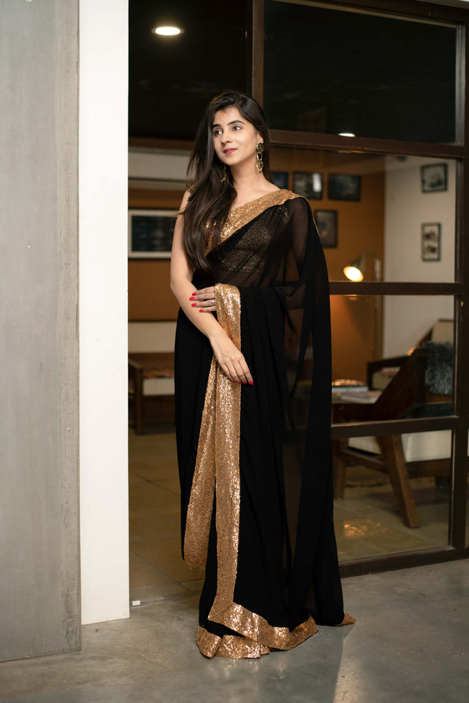 Women's Black Georgette Saree With Blouse