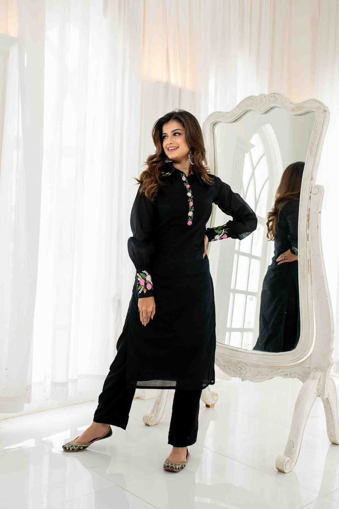 Women's Black Chanderi Embroidered KurtaÂ Set