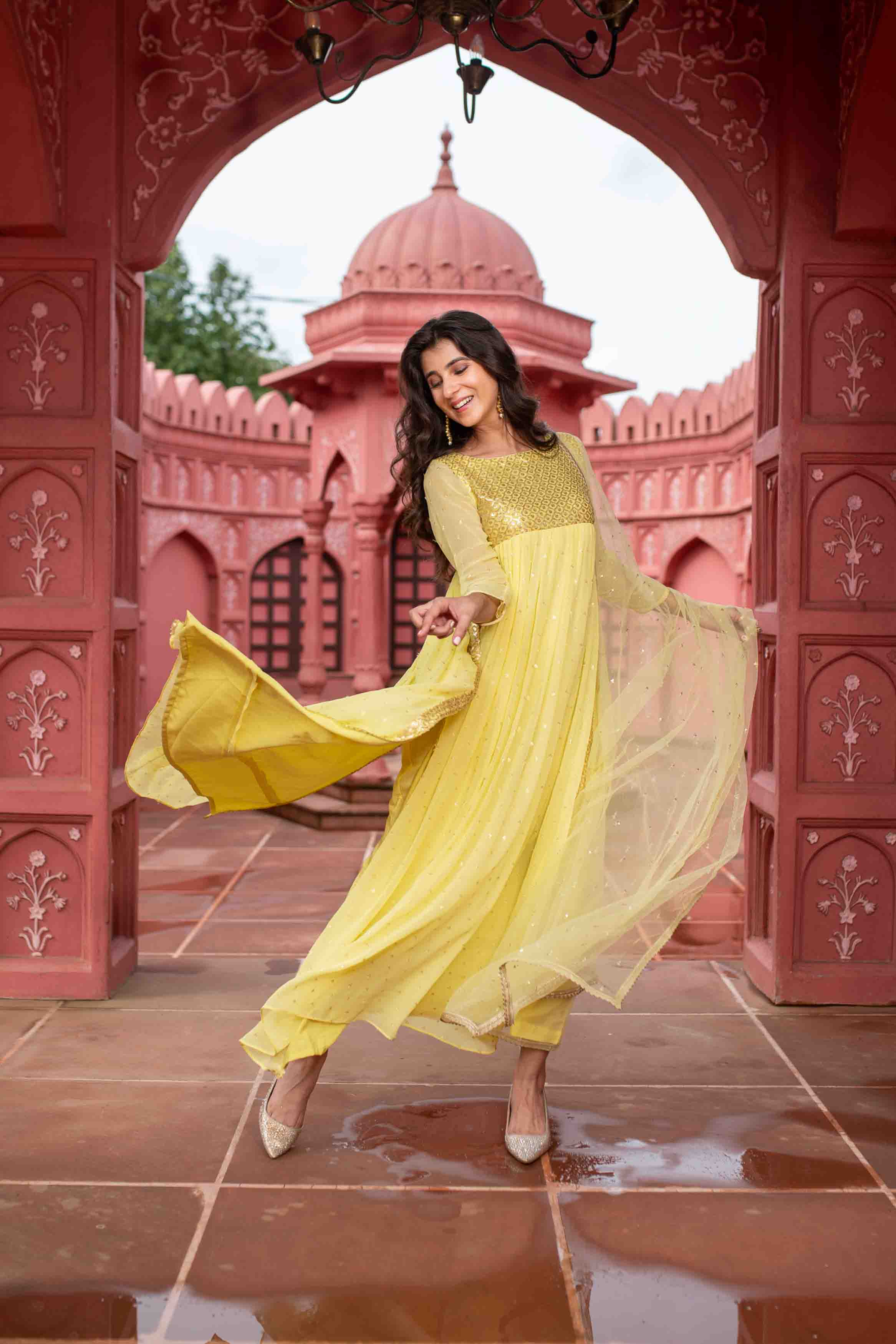 Women's Light Yellow Nayra Kurta Set - Label Shaurya Sanadhya