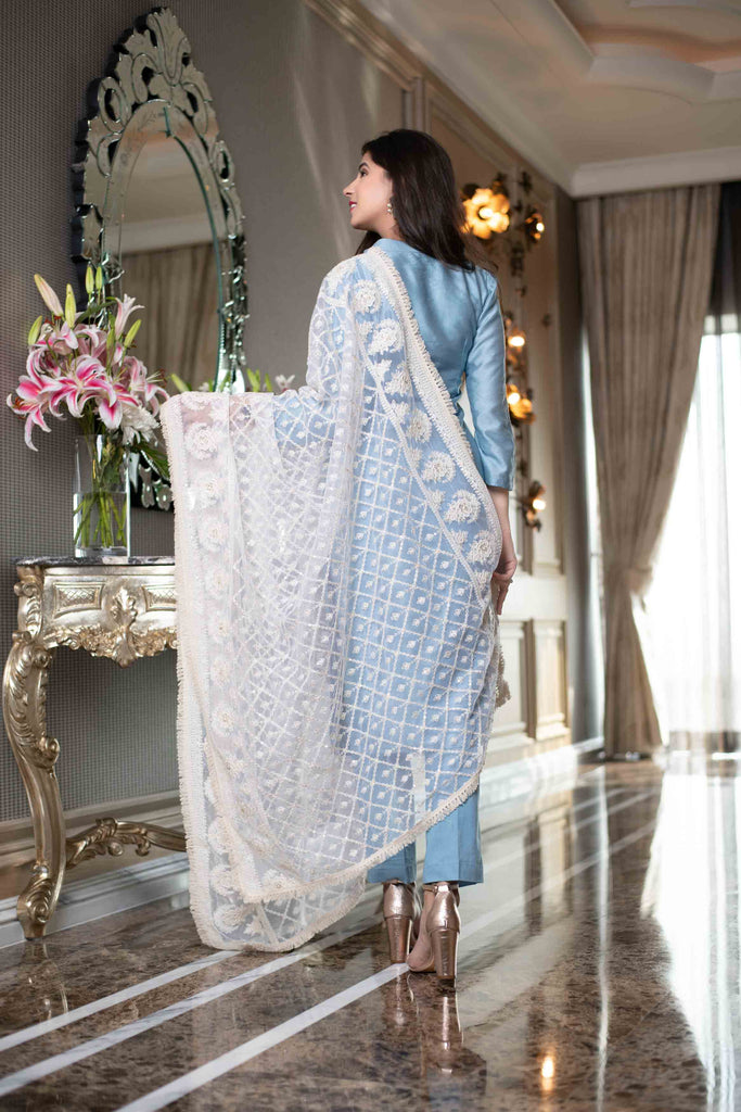 Women's White Thread Work Dupatta With Kurta Set