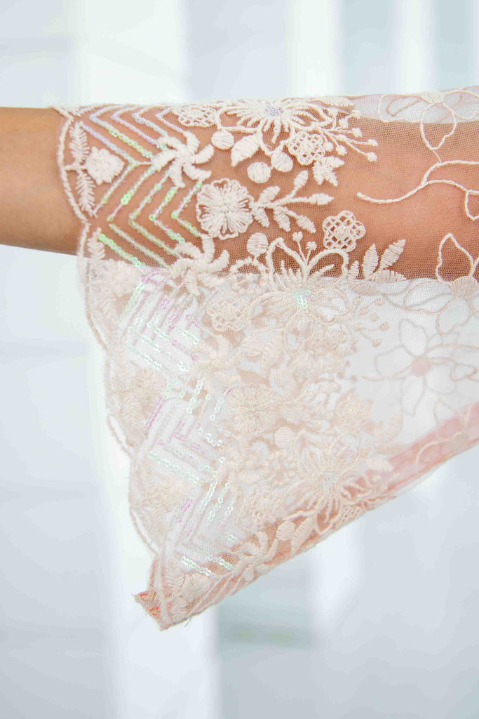 Women's Peach Pakistani Thread Work Kurta Set